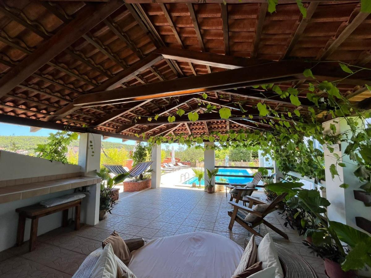 Apartment Gorana With Swimming Pool *